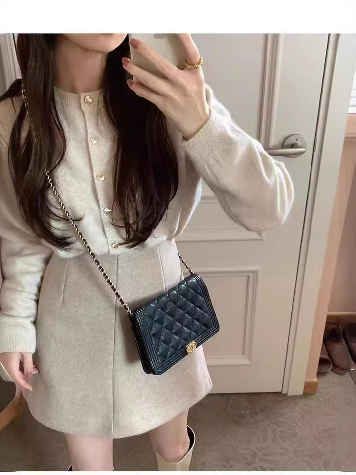 Femme Élégant Gilet avec Boutons en Cœur et Structure en Côtelé Fin Chic & Stil