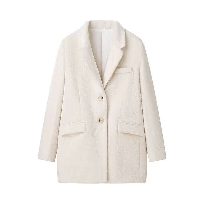 Veste en peluche élégante pour femmes avec coupe classique et poches pratiques Chic & Stil