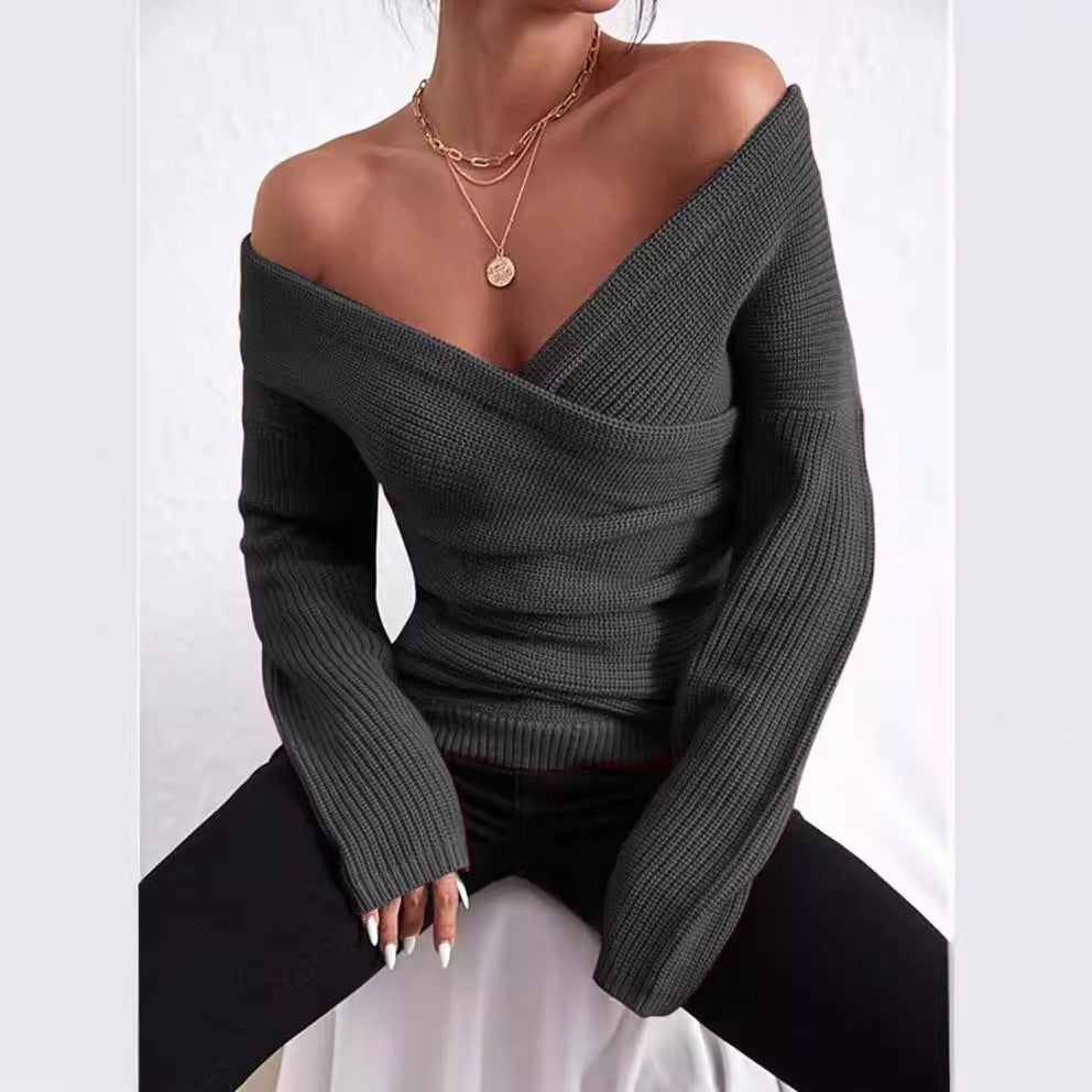 Casual wrap sweater for women with a deep V-neck and a relaxed fit Lune Londonl