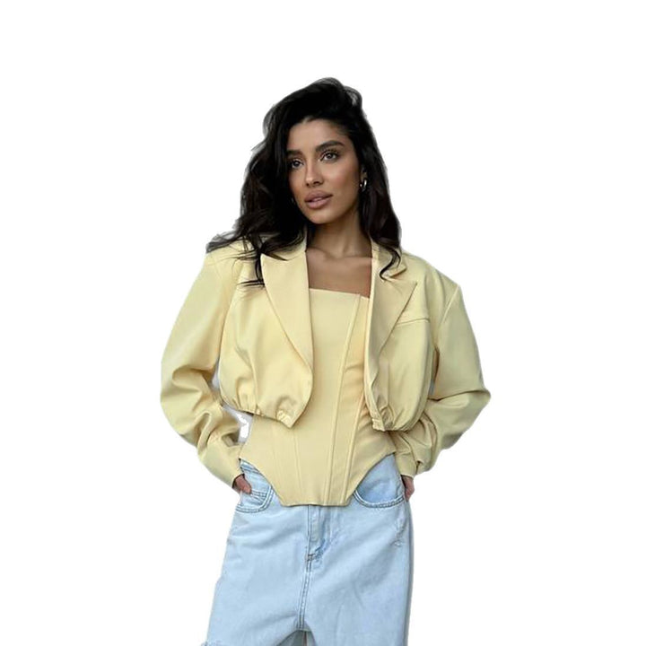 Short jacket for women with a fitted cut and puff sleeves Lune London