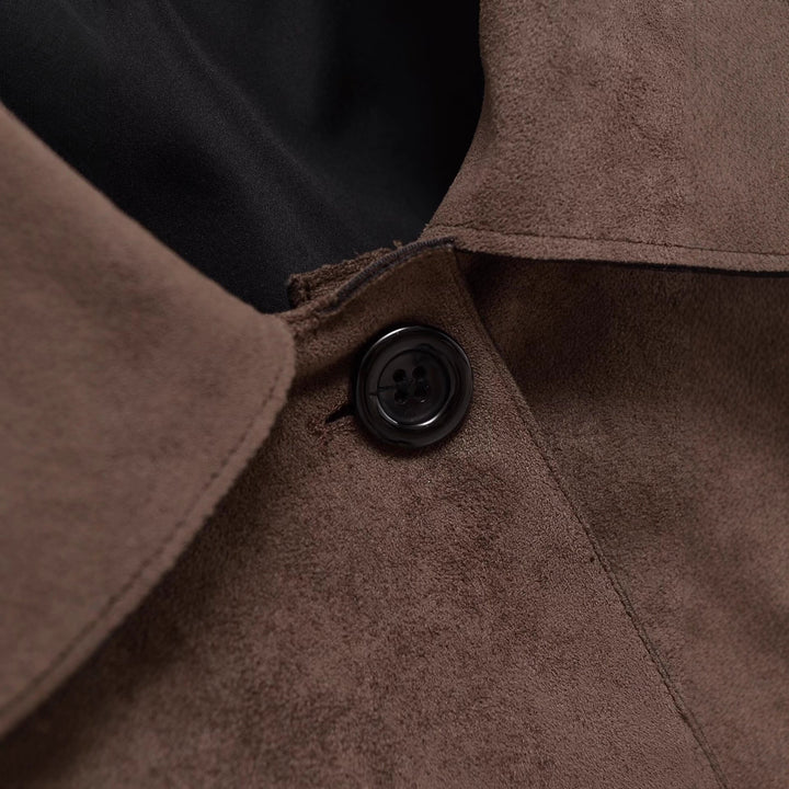 Veste courte à la mode pour femme faite de matériau texturé doux Chic & Stil