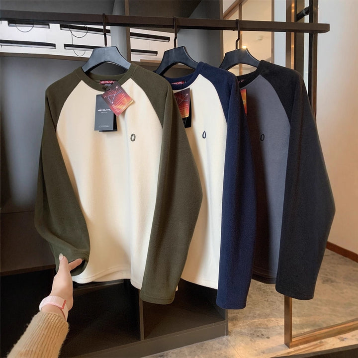 Femme haut en polaire avec manches raglan et grand confort de port Chic & Stil
