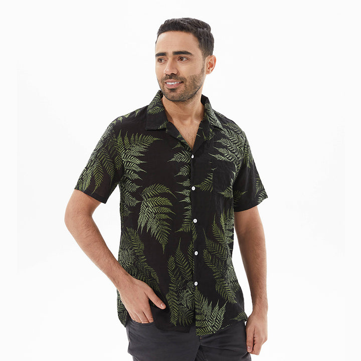 Short sleeve shirt for men with tropical leaf design Lune London