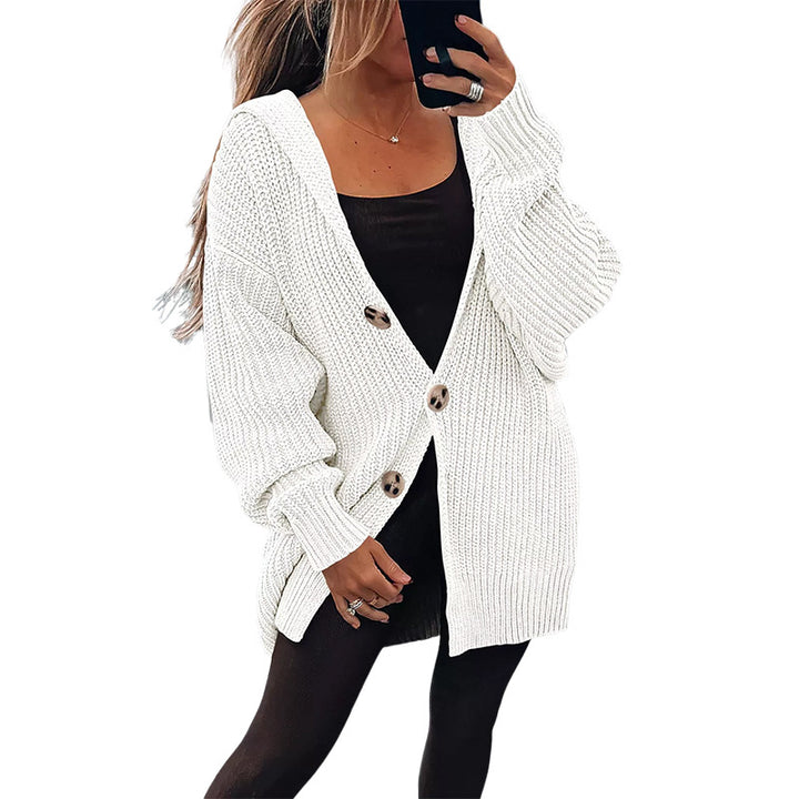Thick knit jacket for women with an oversized fit and stylish wooden buttons Lune London