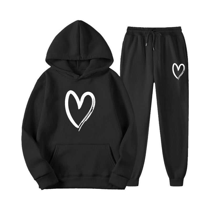 Women's sweatsuit with kangaroo pocket and heart-shaped print Lune London