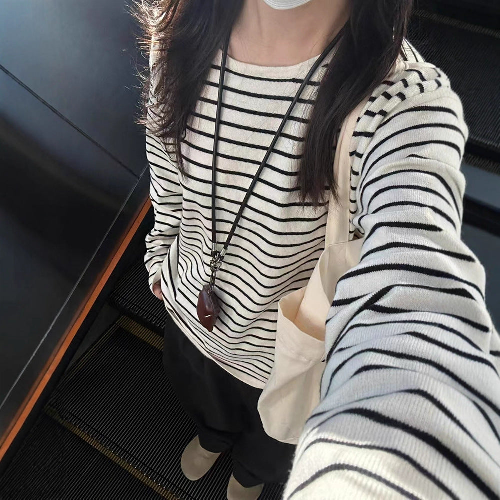 Women's casual long sleeve shirt with wide stripes Chic & Stil