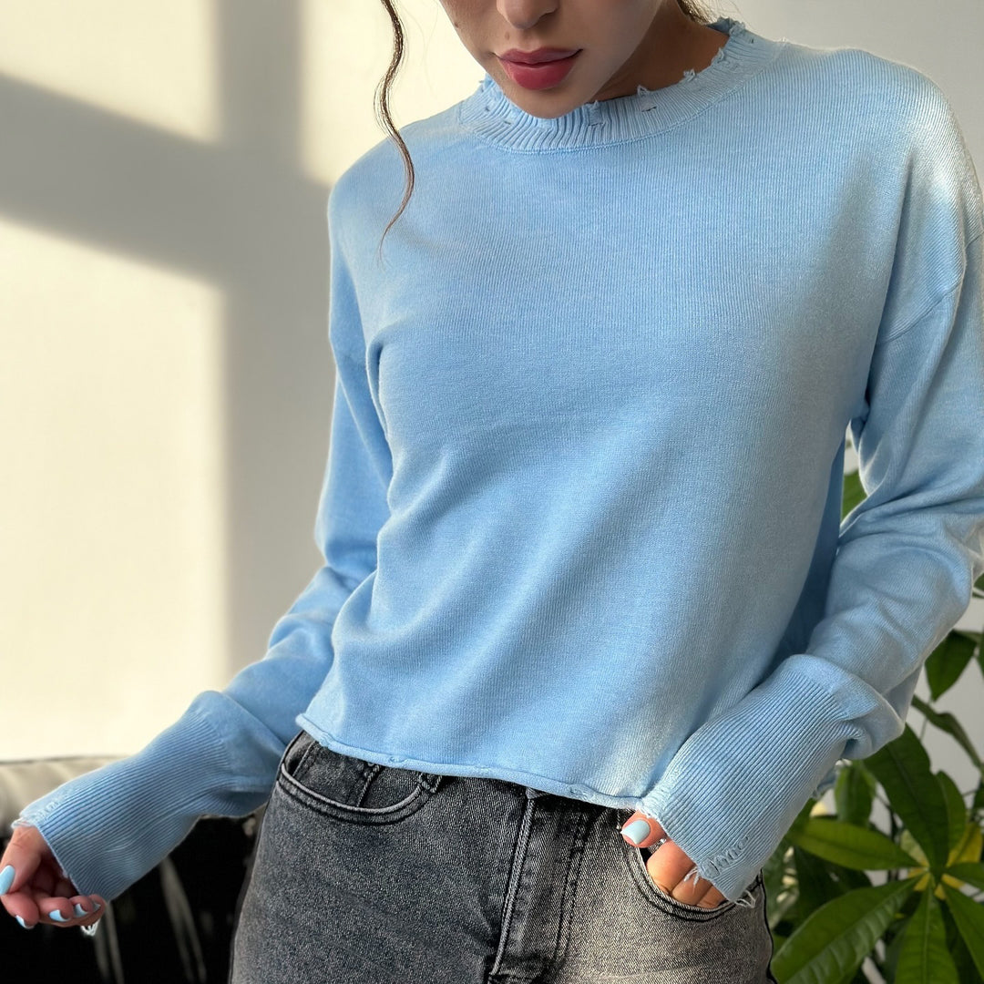 Casual sweater for women with a modern ribbed collar and trendy rip details Lune London