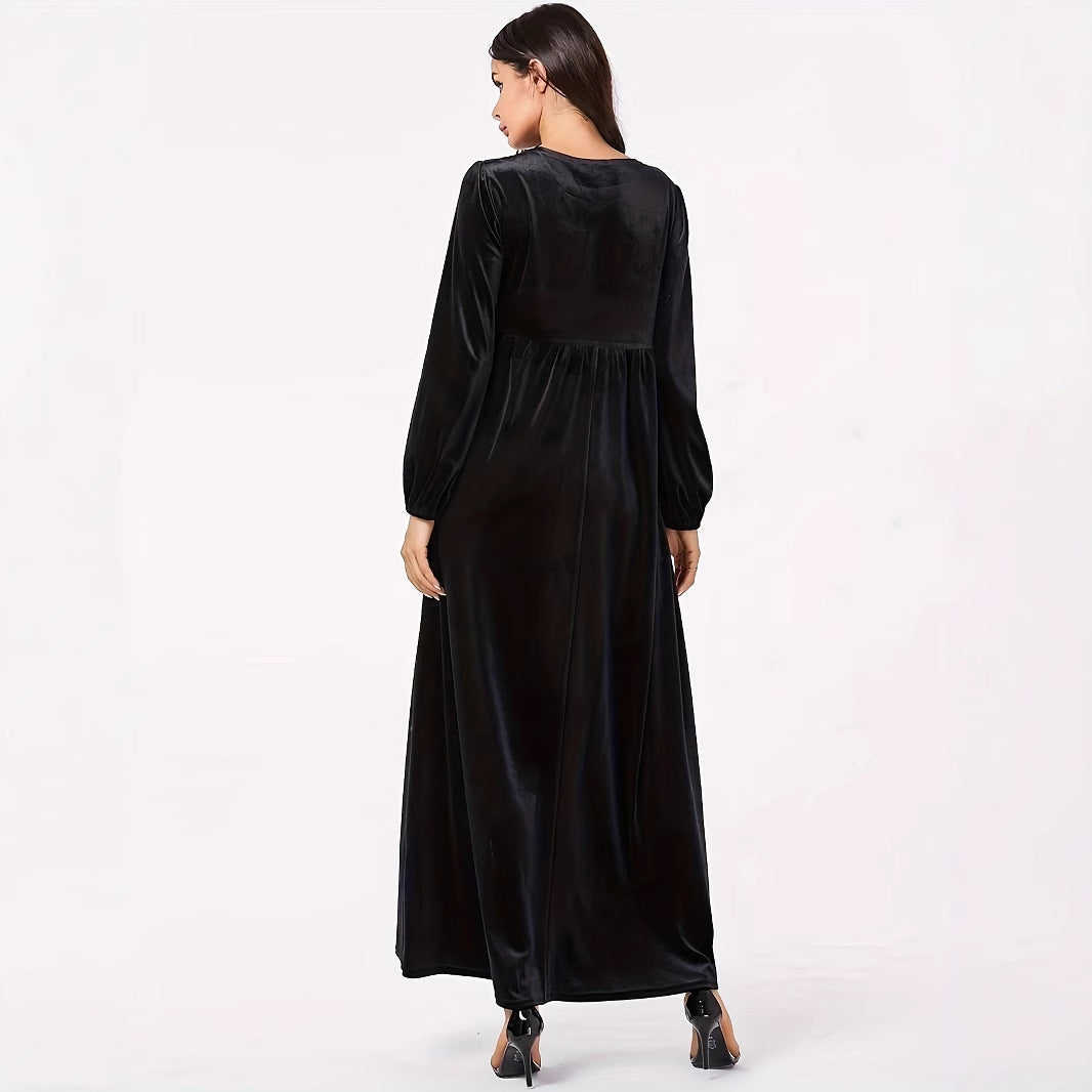 Maxi dress for women in luxurious velvet with elegant draping Lune London