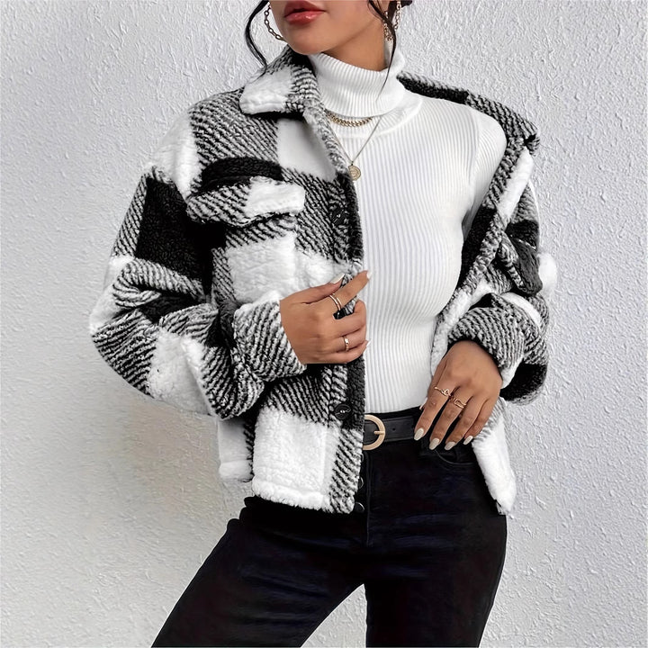 Women’s plush jacket with checkered look, featuring chest pockets and button closure Lune London
