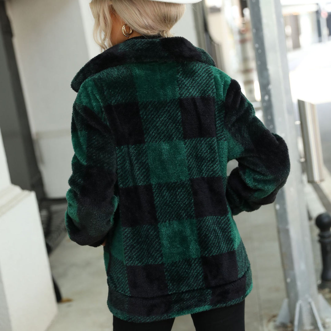 Women’s plush hooded jacket with a trendy checkered pattern and practical zip pockets Lune London
