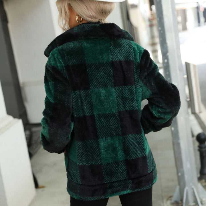 Women’s plush hooded jacket with a trendy checkered pattern and practical zip pockets Lune London