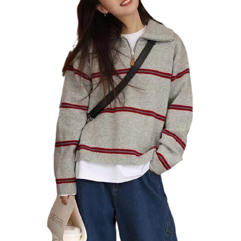 Pull en tricot décontracté pour femmes avec fermeture éclair moderne et rayures de couleur contrastée Chic & Stil