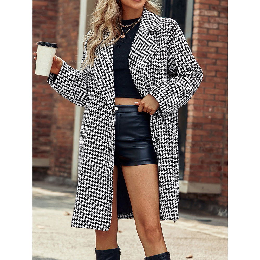 Women Elegant Transition Coat with Houndstooth Pattern Lune London
