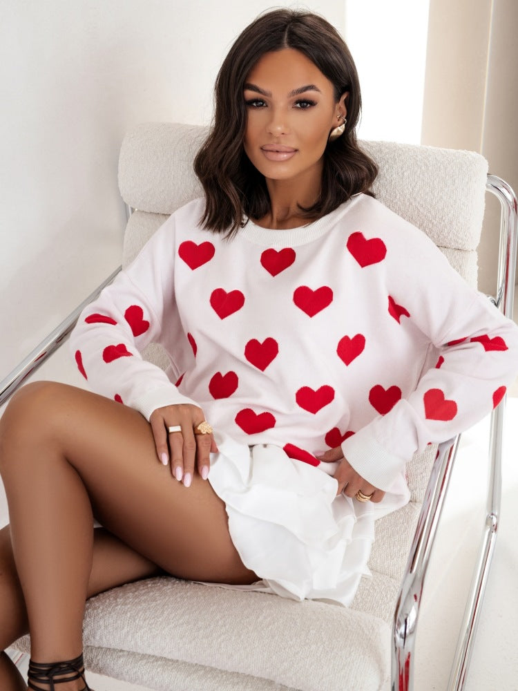 Comfortable sweater for women with heart pattern and loose fit Lune London