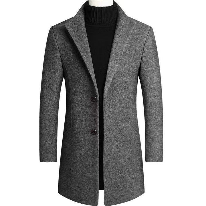 Elegant wool coat for men with a modern fit and classic details Lune London