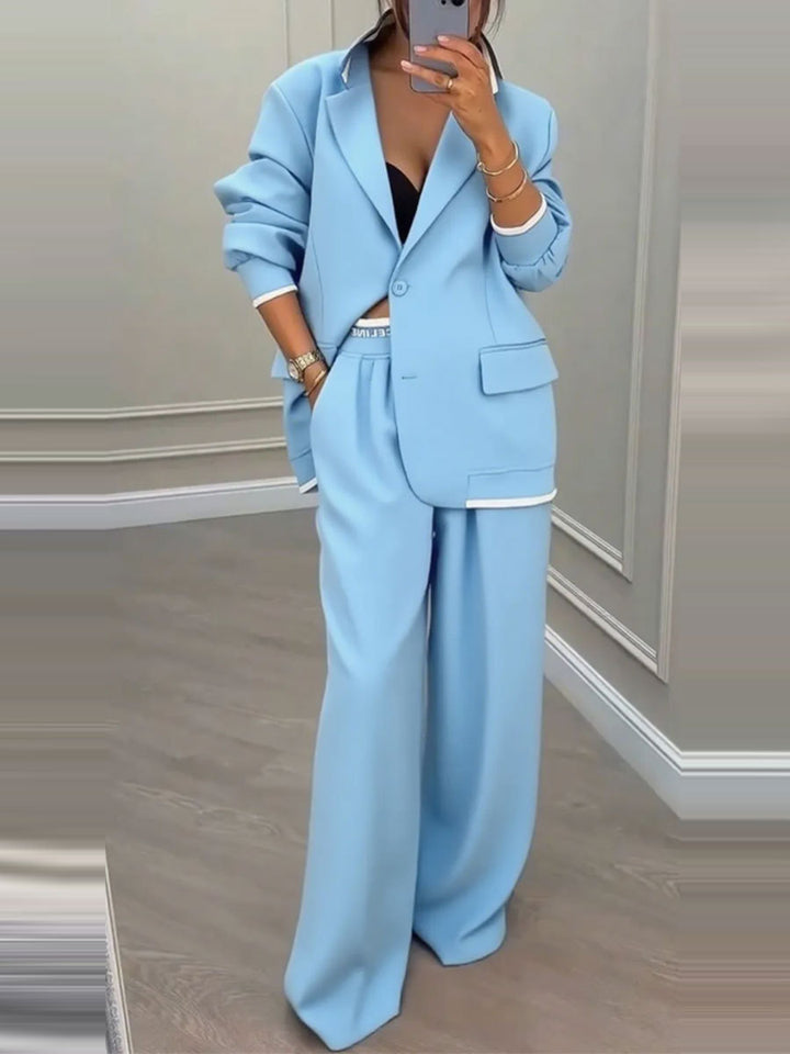 Ensemble blazer et pantalon élégant pour femmes avec coupe large et design moderne Chic & Stil
