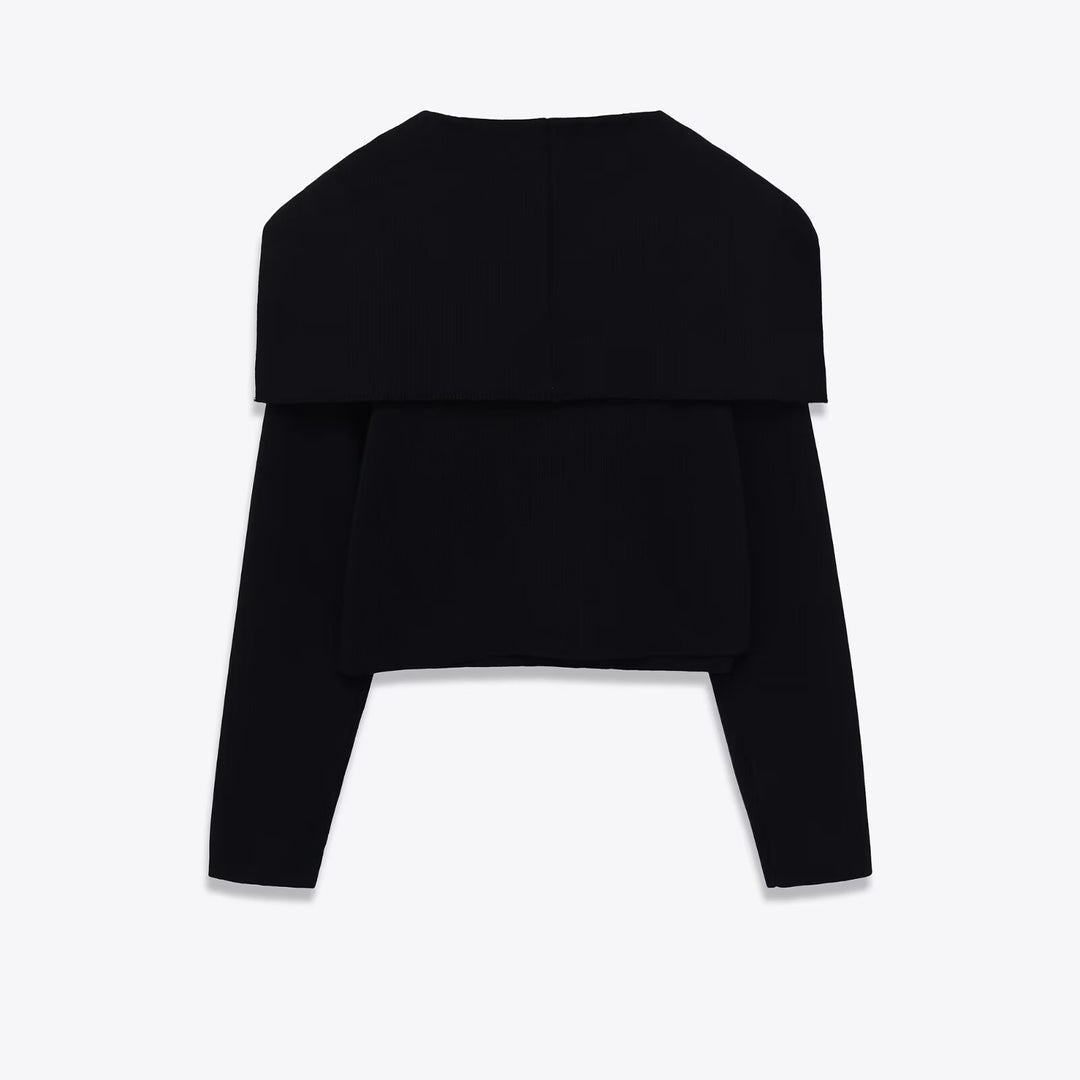 Cropped jacket for women with large lapels and gold buttons Lune London