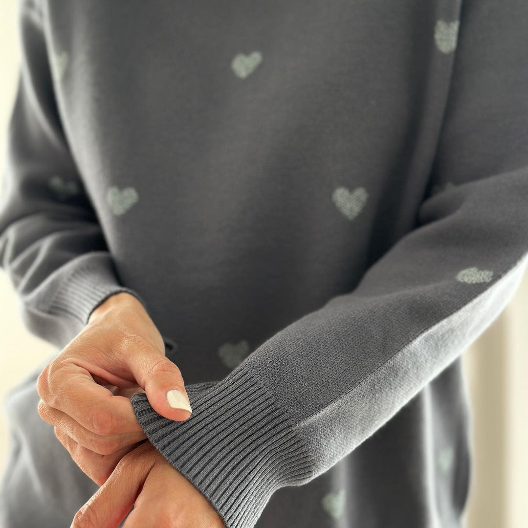 Fall knitted sweater for women with heart pattern and comfortable fit Lune London
