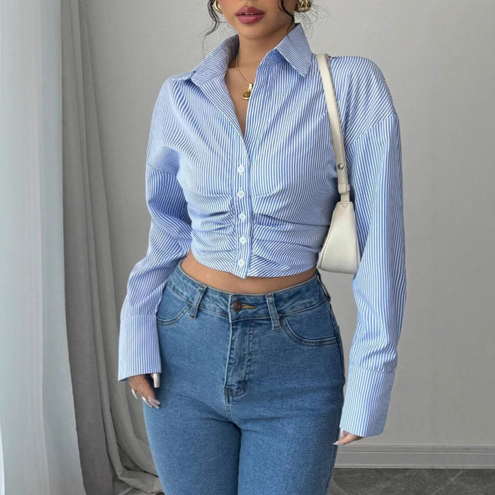 Elegant blouse for women with gathered cut and long sleeves Lune London