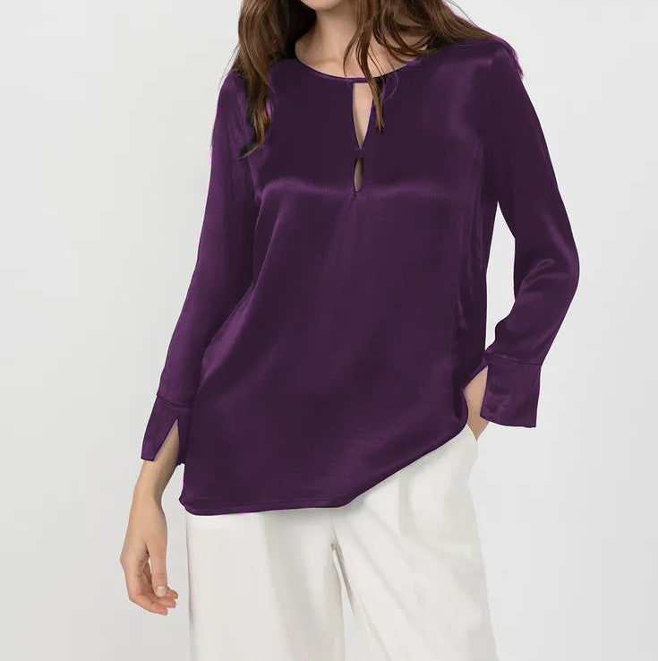 Ladies Elegant blouse with an innovative opening design and a cozy material Lune London