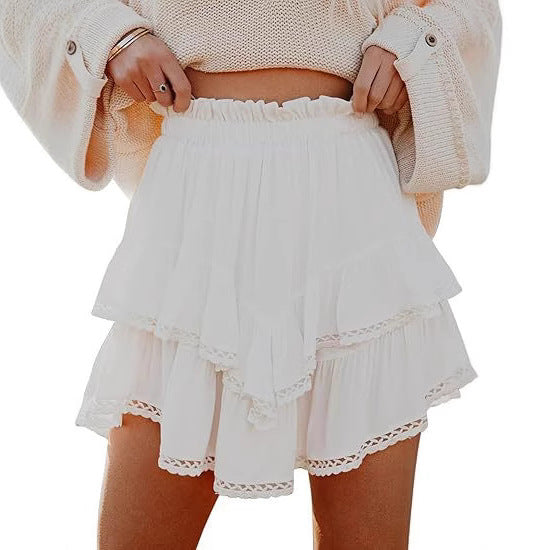 Summer skirt for women with voluminous lace details and an elastic waist Lune London