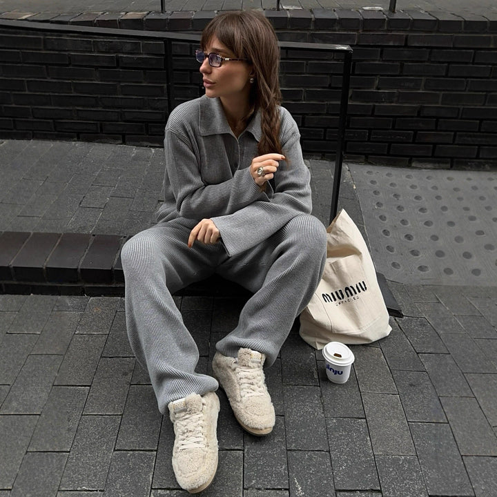 Women's knit set with modern collar and relaxed fit Lune London