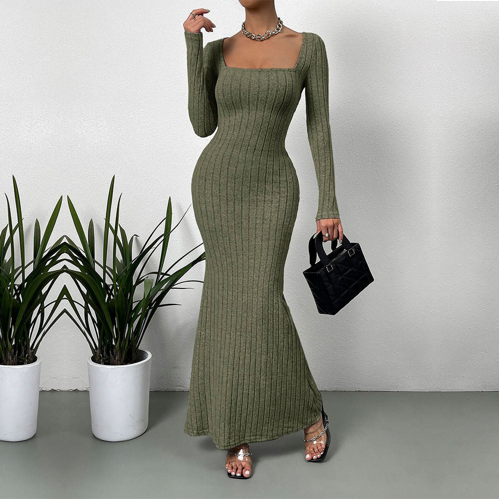 Robe maxi à manches longues pour femmes dans un design côtelé élégant Chic & Stil