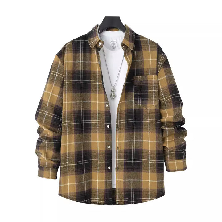 Plaid shirt for men with modern details and a practical chest pocket Lune London