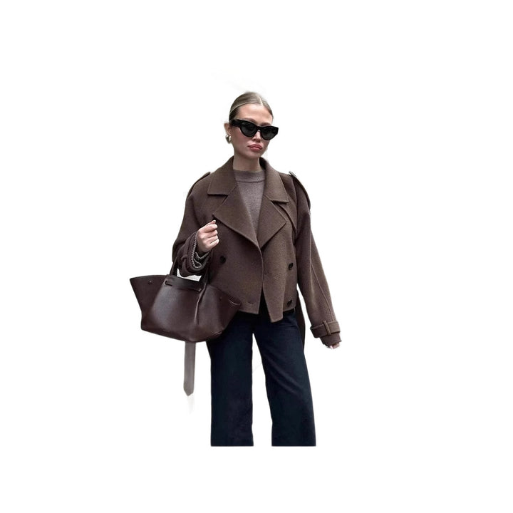 Elegant and versatile wool coat for women with double-breasted buttons and wide collar Lune London
