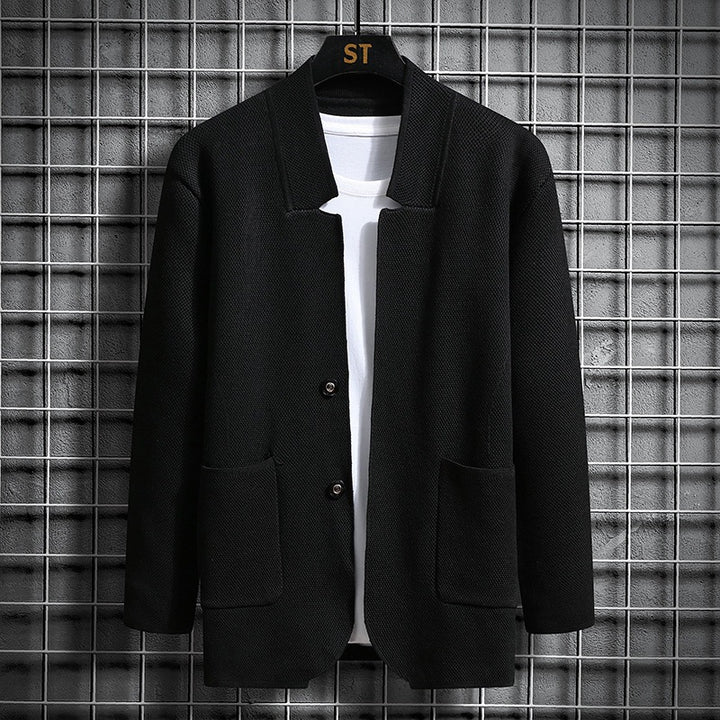 Women elegant jacket with structured design and practical pockets Lune London