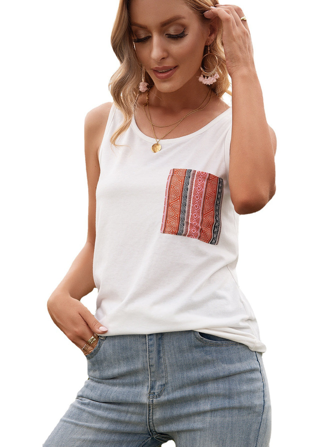 Sleeveless top for women with trendy printed pocket design Lune London