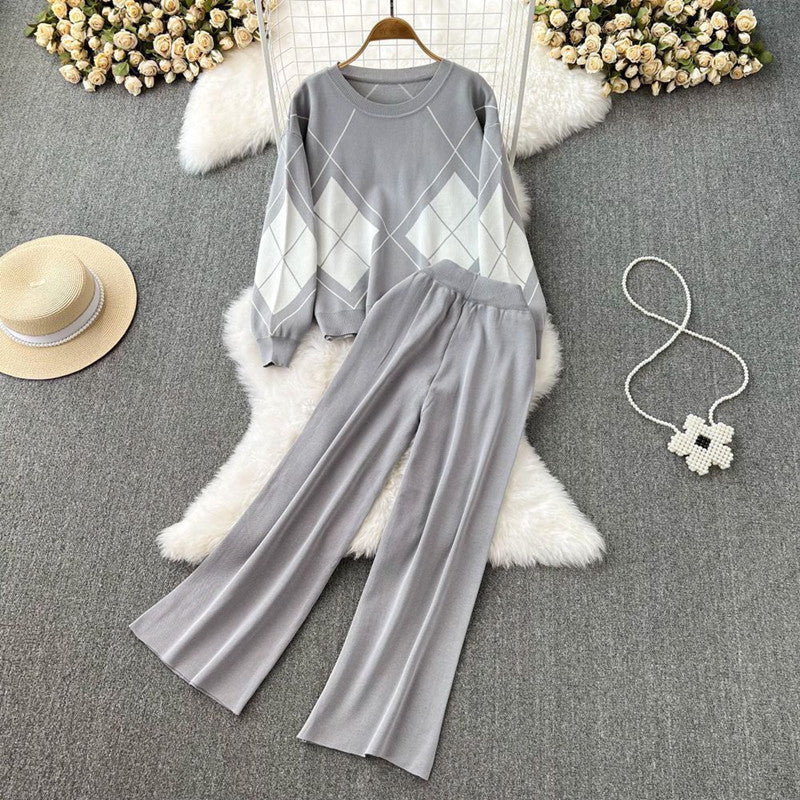 Elegant knit loungewear set for women with diamond pattern and wide leg Lune London