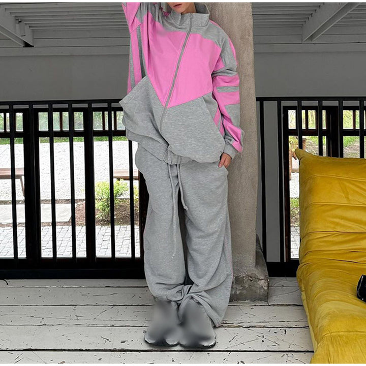 Ladies' sports set with contrasting colors and a high collar Lune London