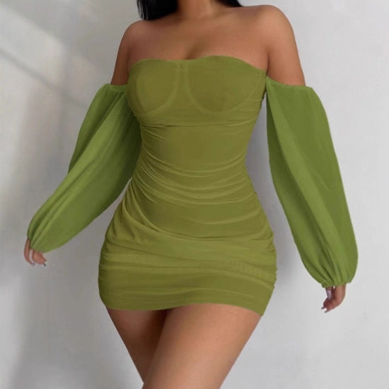 Cocktail dress for women with puff sleeves and a fitted design Lune London