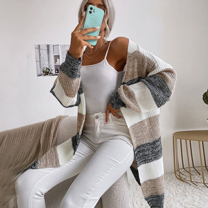 Cardigan tricot femme avec un motif rayé décontracté et une coupe ouverte Chic & Stil