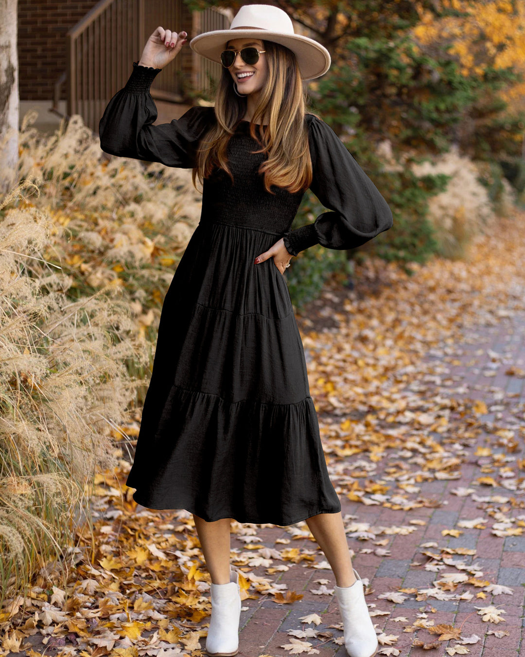 Midi dress for women with balloon sleeves and a ruffle detail Lune London