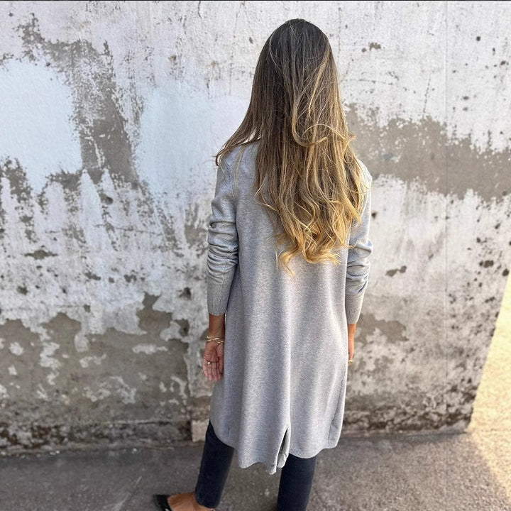 Ladies elegant and comfortable knitted cardigan Lune London