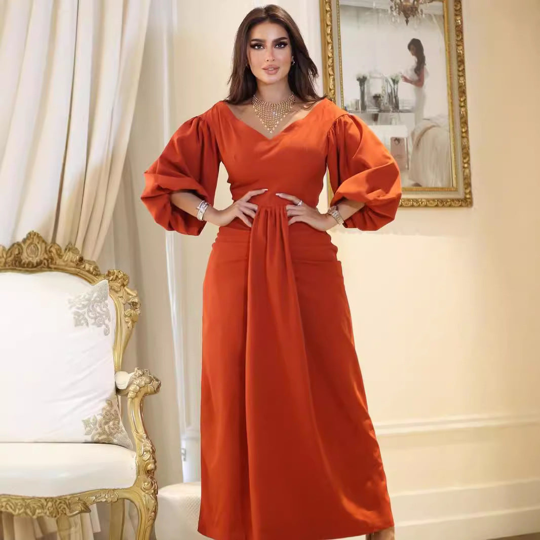 Ladies Elegant Maxi Dress with Voluminous Sleeves and Chic Fitted Draping Style