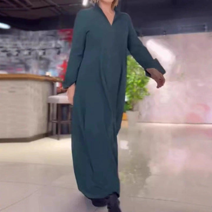 Kaftan dress for women with practical pockets and elegant collar Lune London
