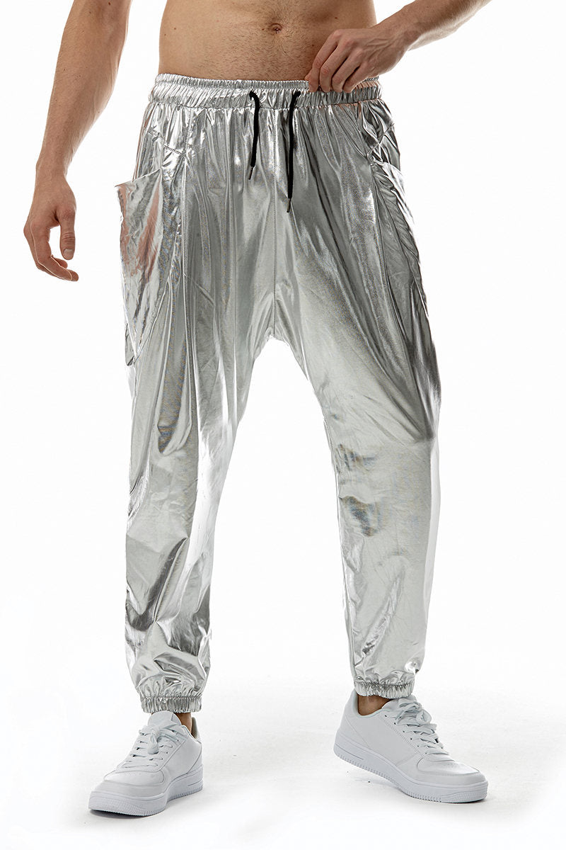 Shiny leisure pants for men with practical side pockets and an elastic waistband Lune London