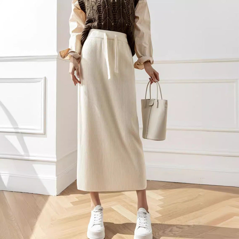 Jupe tricotée pour femmes mi-longue avec taille et design texturé Chic & Stil