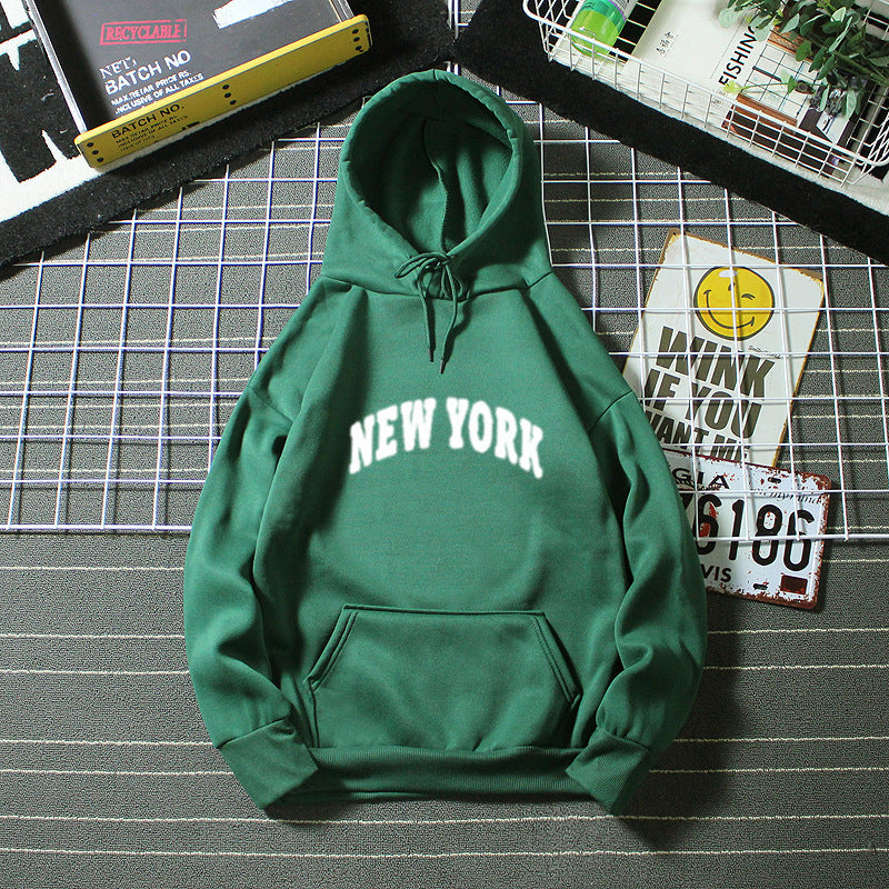 Women's Hooded Sweatshirt with Modern New York Lettering Chic & Stil