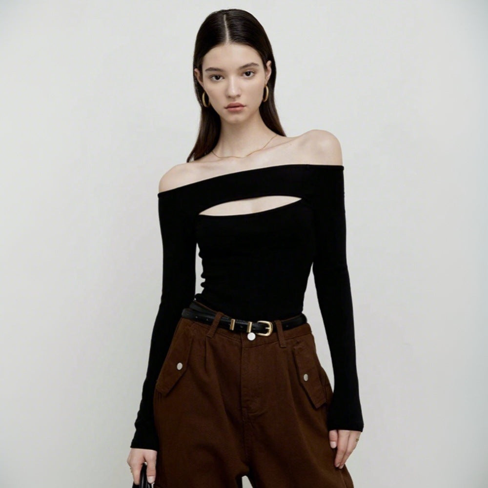 Top ajusté pour femmes avec encolure asymétrique et manches longues Chic & Stil