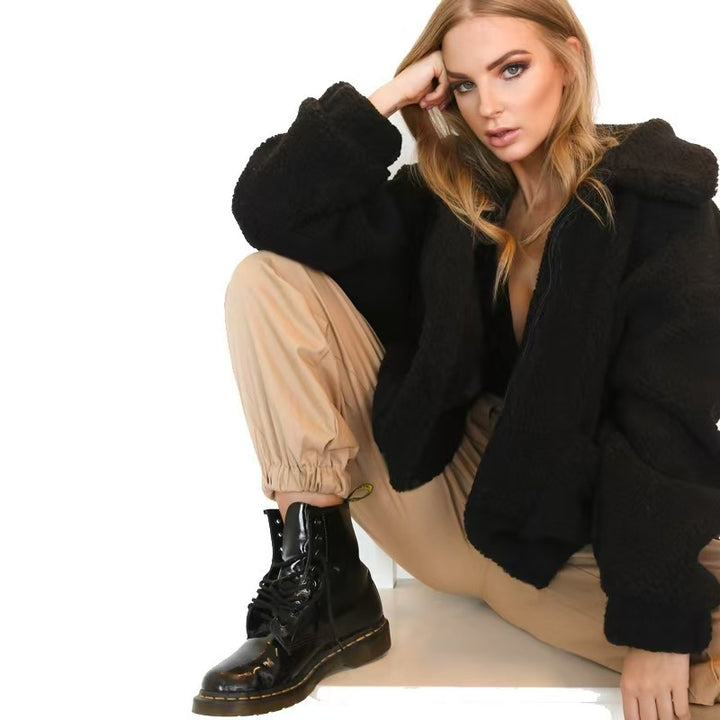 Faux fur jacket for women with hood and raglan cut Lune London