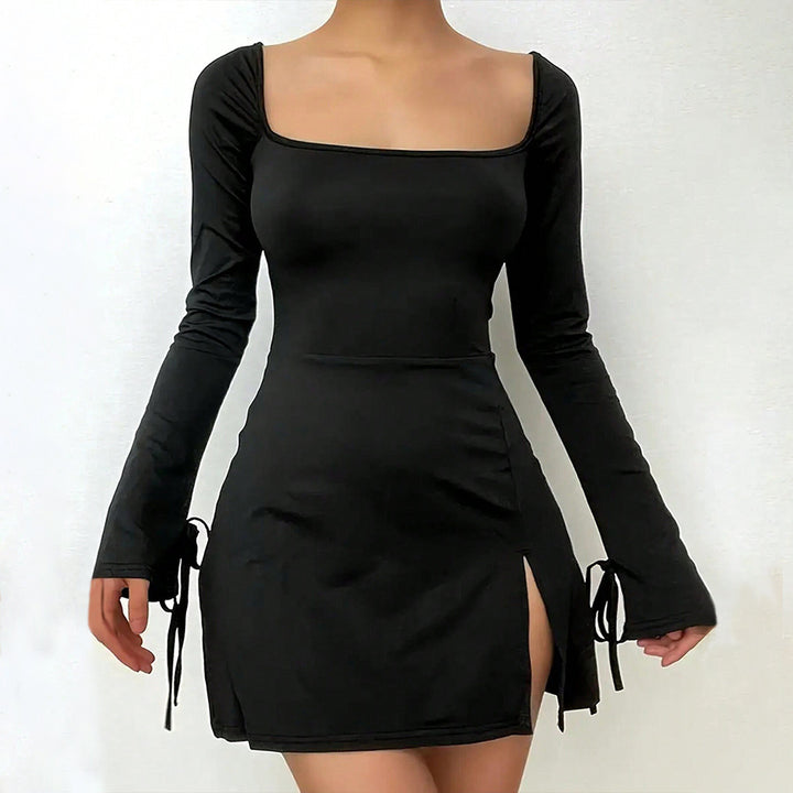 Robe min pour femmes avec décolleté en V profond, manches longues et laçage élégant Chic & Stil