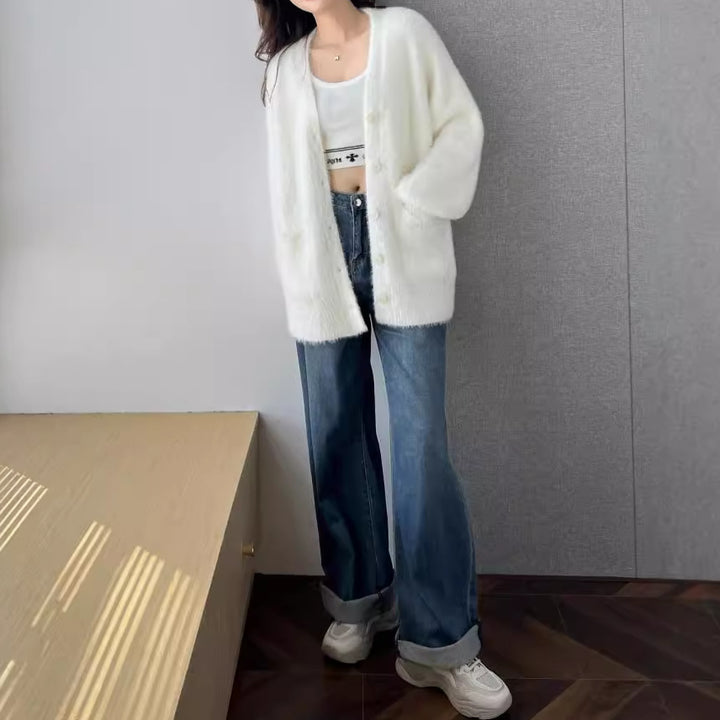 Cardigan moelleux pour femmes avec poches et larges revers Chic & Stil