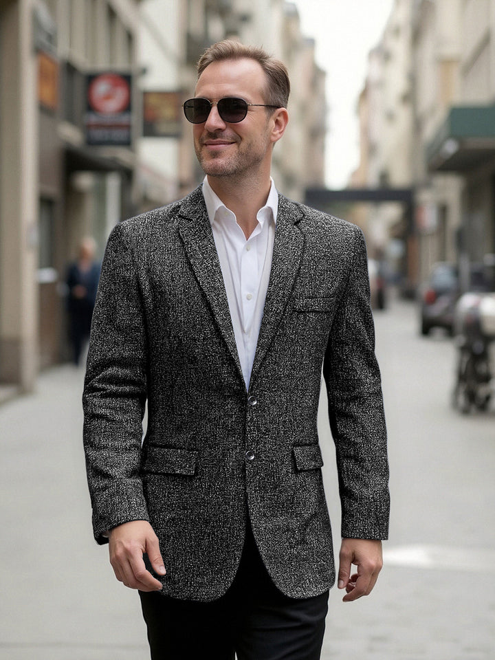 Structured and elegant jacket for men with a modern design Lune London