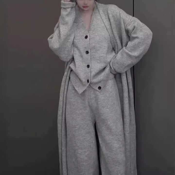 Ensemble en tricot élégant pour femmes avec cardigan long et pantalon large Chic & Stil