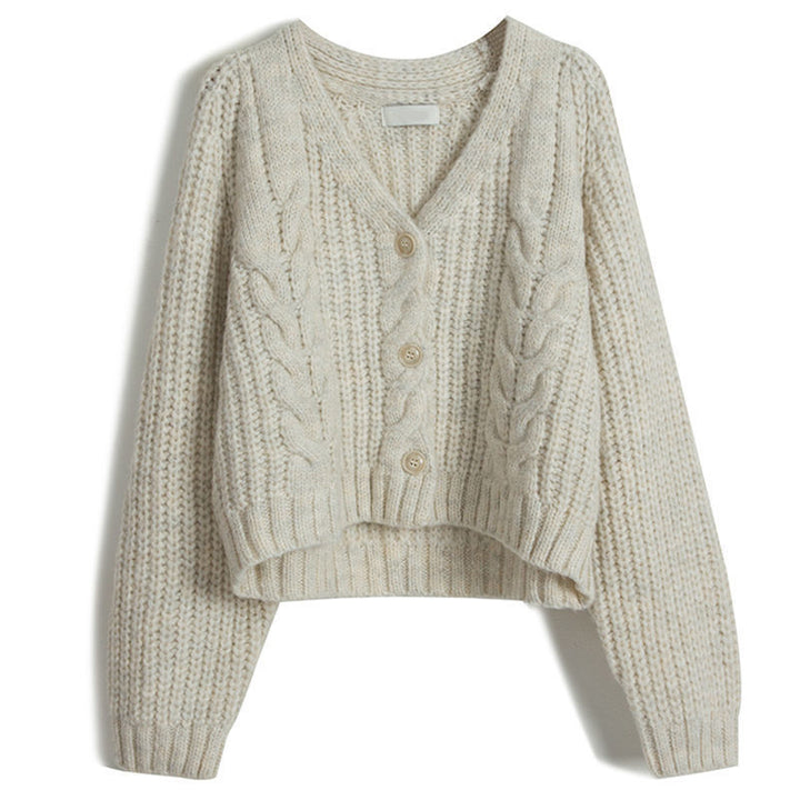 Ladies cozy knit pullover with decorative cable pattern Lune London