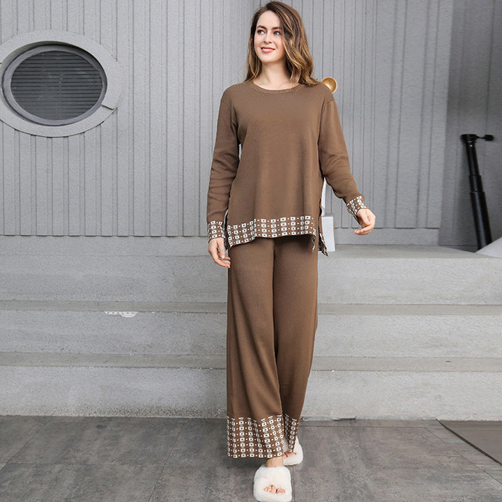 Lune London elegant knitted loungewear set for women with decorative contrasting finishes